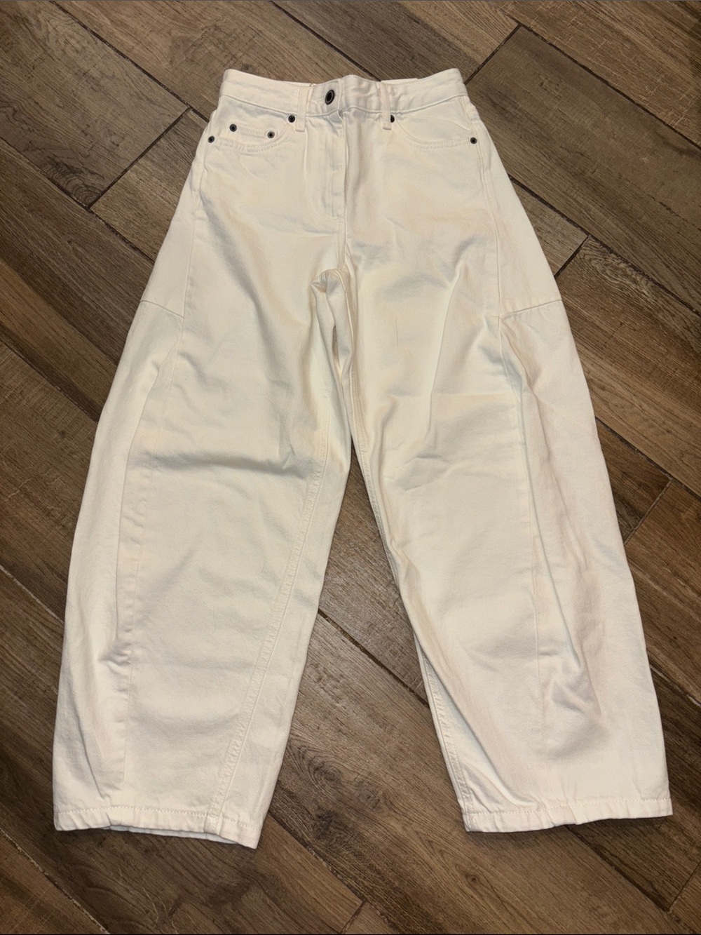 Zara Women’s ZW Ankle Ballon Off-White Relaxed Jeans